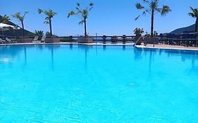 Sunwaves Beach Hotel